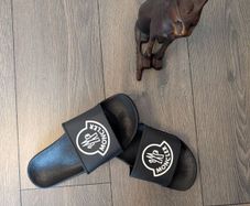 Moncler sliders