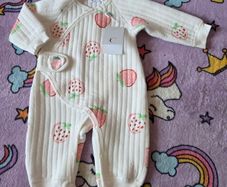 6-9m, With Tags Cozy Crew Club Strawberry Quilted Wrap Style Romper/ Pramsuit