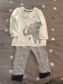Next girl set 9-12 months