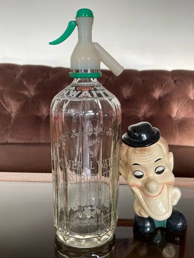 Rare Vintage Thwaites Soda Water Mineral Waters Distributors Ltd Dublin Syphon Bottle
