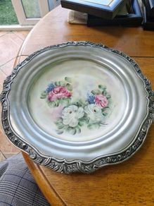 Portugueuse hand painted porcelain plate on Pewter