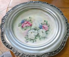 Portugueuse hand painted porcelain plate on Pewter