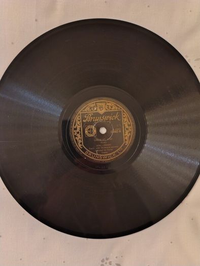 6 Brunswick and Capitol Gramophone Records