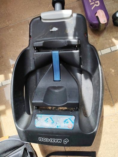 maxi cosi easy fix iso fix base