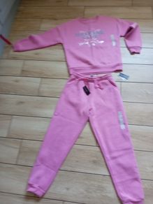 girls tracksuit    aged   10-11
