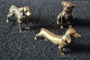 3 brass Dogs, Solid brass.