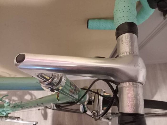 Bianchi Thron 57cm Campagnolo Record
