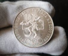 1968 Mexico Silver 25 Pesos Coin