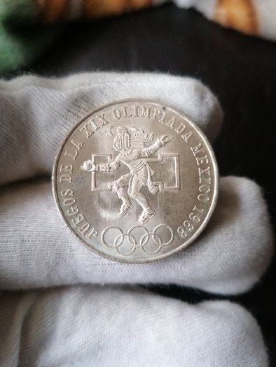 1968 Mexico Silver 25 Pesos Coin