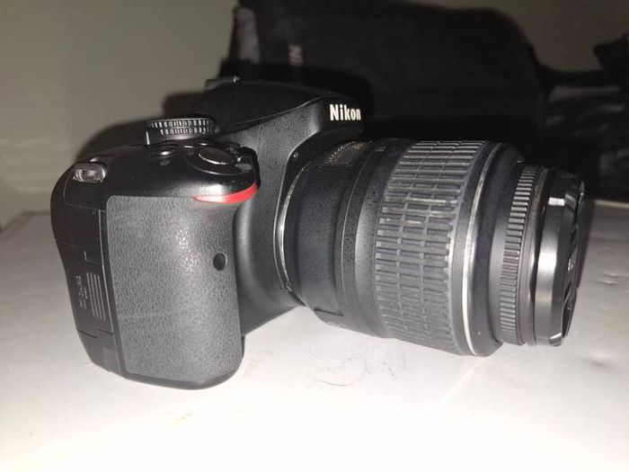 Nikon D5100 Like New