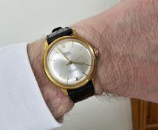 Vintage Swiss Made Ajax Incabloc Swiss Watch Gold Plated 1960s