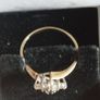 9ct gold cluster ring. Image 9