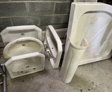 Bathroom ware - joblot