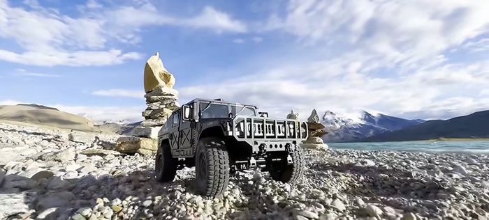 All Terrain Off-Road Climbing Electric Car