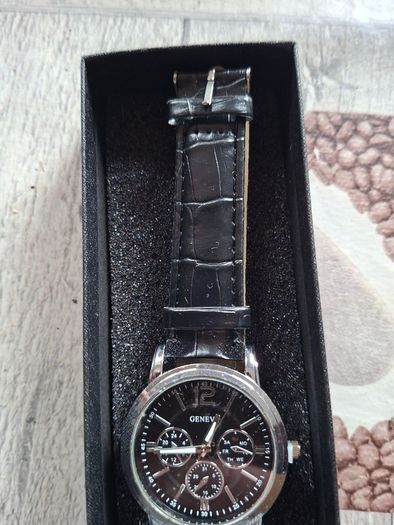 New Old Stock of Men's Watches, Price Is For 1 Only these are all working Postage Available,
