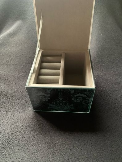 jewlery box