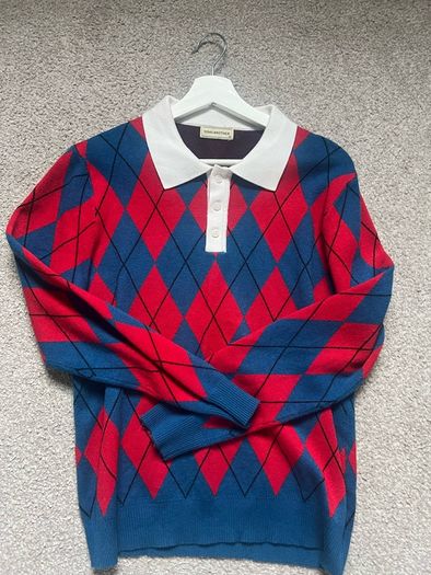Knitted Polo shirt in blue white and red color