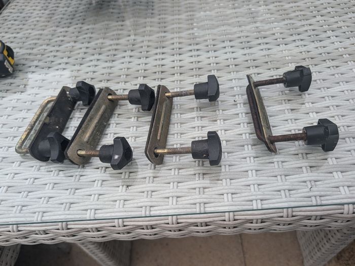 Car roof rails