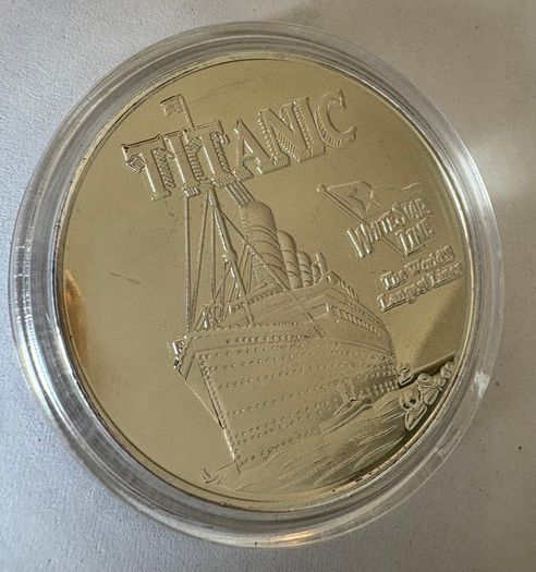 Titanic commemorative coins