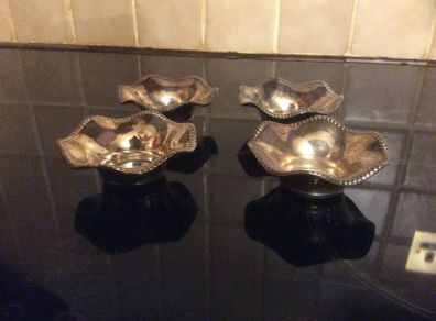 4 T light holders