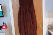 Gallery  Sleevless Dress With Baloon Hemline  S. 14   New  - No Tag.