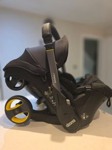 Doona i Car Seat & Stroller Combo- Like New with all Accessories!