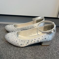 monsoon girls heels