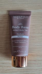 Body tan sculpted