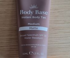 Body tan sculpted