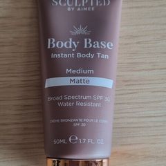 Body tan sculpted