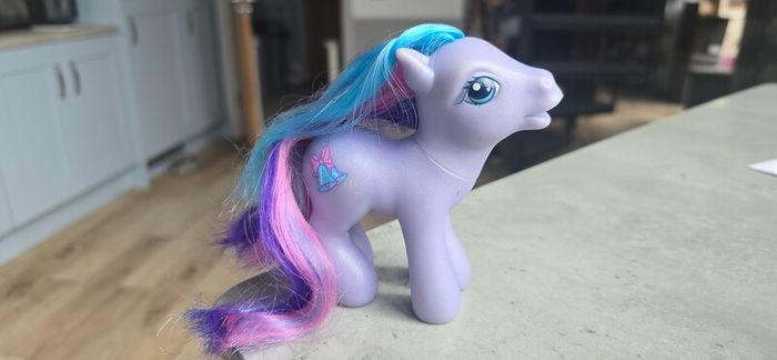 Tink-a-Tink-a-Too Bell Mark Rainbow Celebration MLP G3 My Little Pony Hasbro 2002
