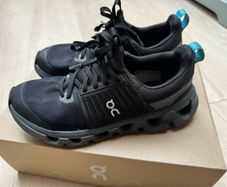 Boys Trainers On Cloud Black UK Size 5