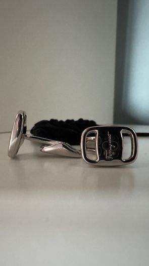 Cufflinks