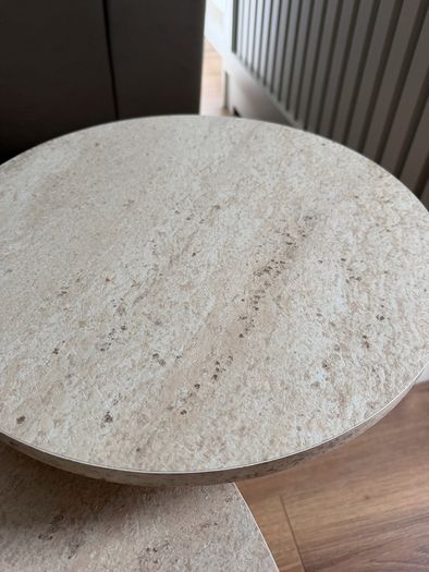 Set of 2 Round Coffee Tables