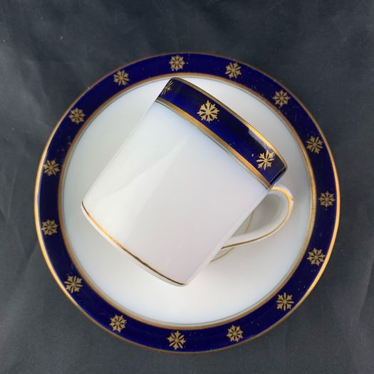 Rare Antique Hutschenreuther Demitasse set