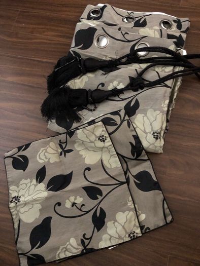 curtains plus 2 pillowscase Width 66in x Length 90in