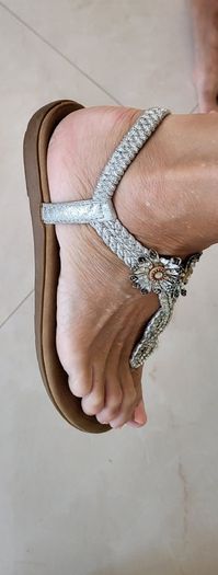Unsigned silver embellished sandals with cushioned soles Sz 40 (Fit 6.5 - 7 UK)