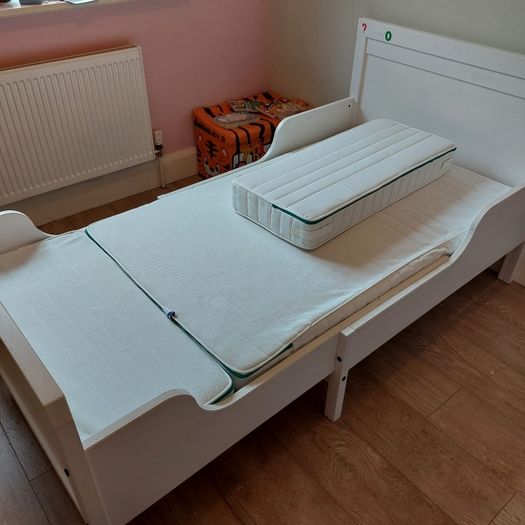 Child's bed