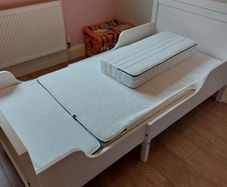 Child's bed