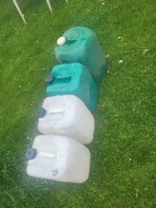 plastick containers
