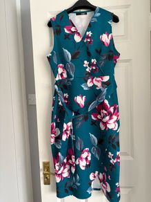 green Quiz dress