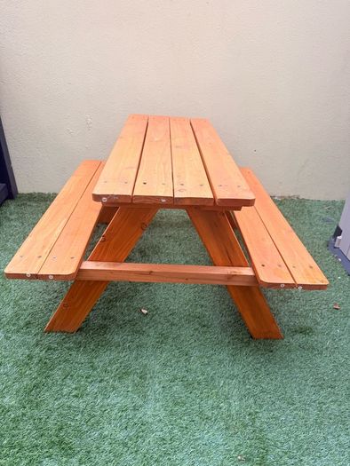 Kids picnic table