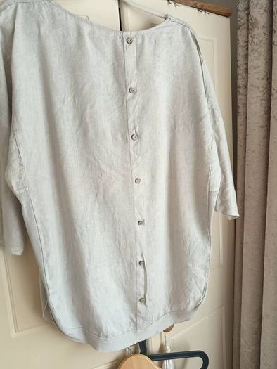 Made in Italy Linen Top....