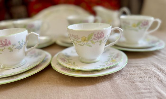 Duchess Bone China Tea Set Meadowlane Pattern 555