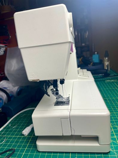 PFAFF Dualmatic 955-1 Sewing Machine with IDT(Upper walking foot) - Just serviced - Excellent condition