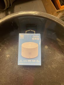 Portable bluetooth speaker