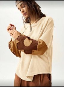 Bohemela @ Shein Cream Cotton Sweatshirt with Contrasting Sleeves  New with Tags