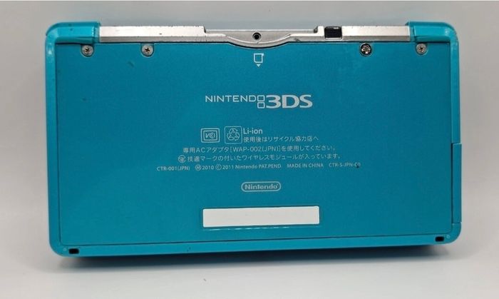 Nintendo 3DS Aqua Blue Console With Charger, SD Card, Battery & Stylus Region Free Modded