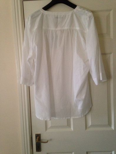 top size 28 bnwt
