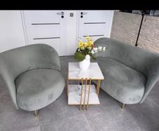Beautiful matching lounge set Sofa and chair